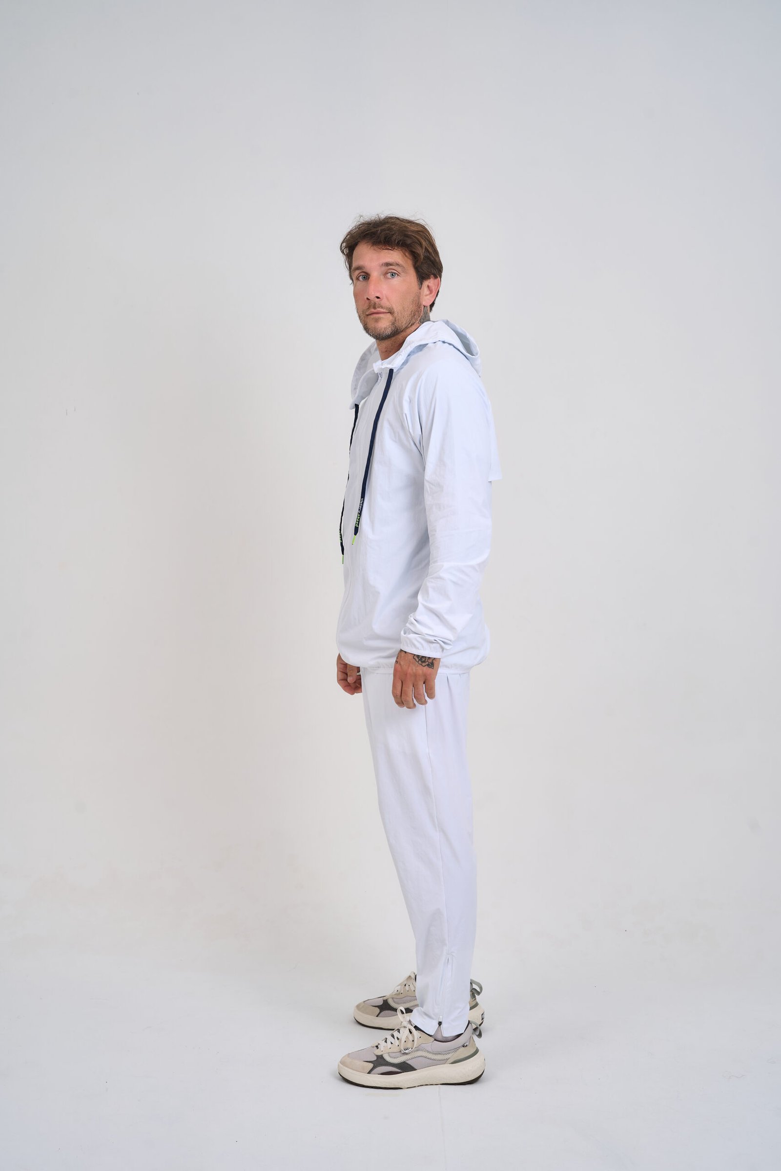 Jaqueta VA ComfortFit branco (4) Jaqueta VA ComfortFit - Image 1